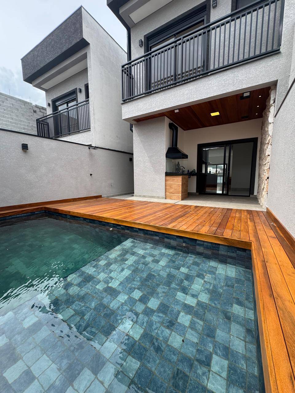 Casa, 3 quartos, 170 m² - Foto 1