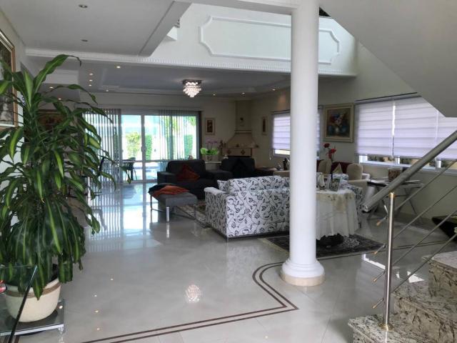 #11 - Casa para Venda em Santana de Parnaíba - SP