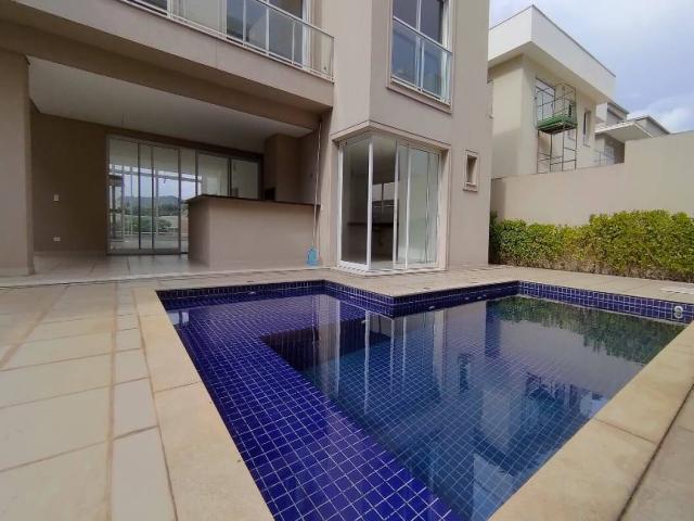 Casa para Venda em Santana de Parnaíba - 2