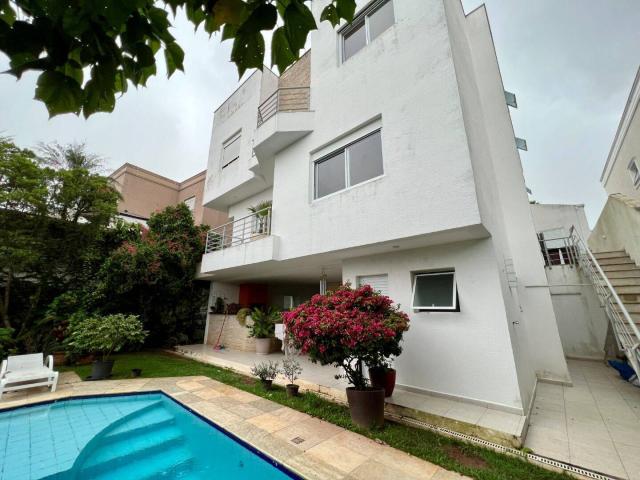 Casa para Venda em Santana de Parnaíba - 3