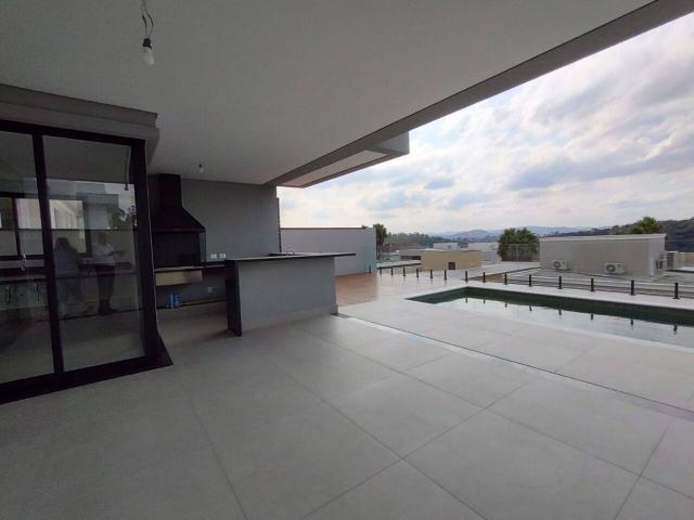 Casa para Venda em Santana de Parnaíba - 5