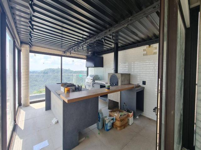 Casa para Venda em Santana de Parnaíba - 2