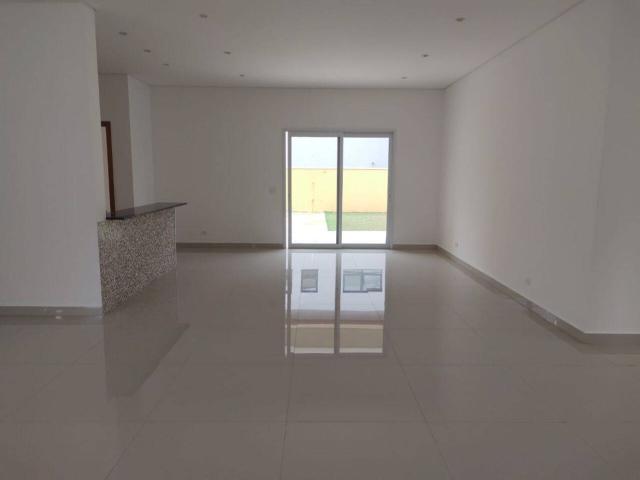 Casa para Venda em Santana de Parnaíba - 2
