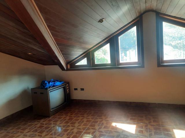 Casa para Venda em Santana de Parnaíba - 4