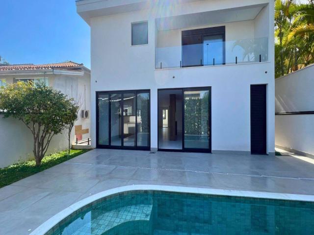 Casa para Venda em Santana de Parnaíba - 3