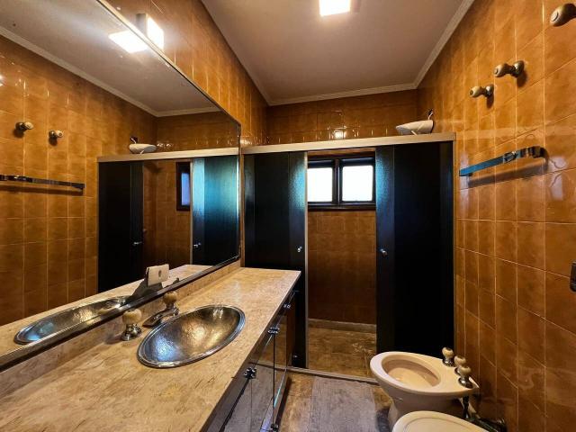 #98 - Casa para Venda em Barueri - SP