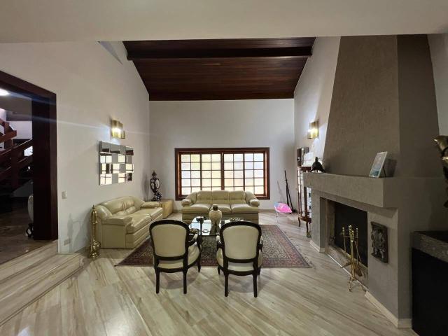 #98 - Casa para Venda em Barueri - SP