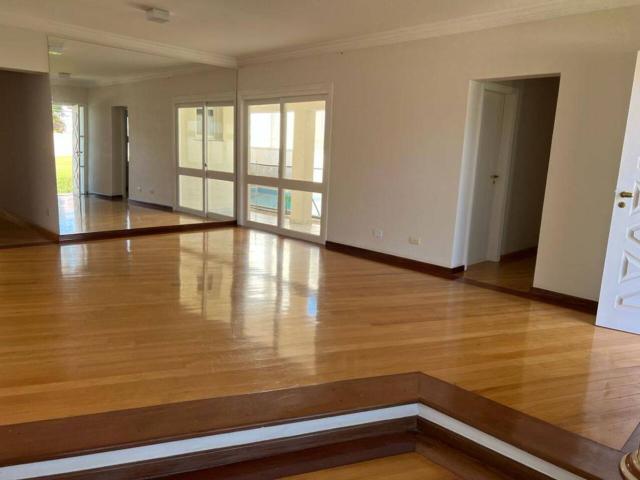 Casa para Venda em Santana de Parnaíba - 3