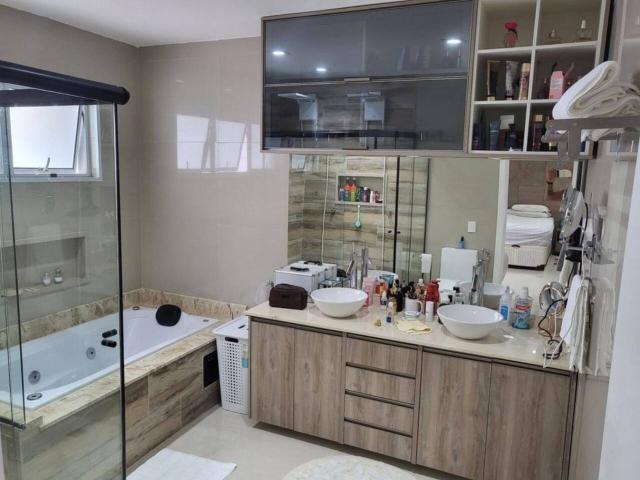 Casa para Venda em Santana de Parnaíba - 3