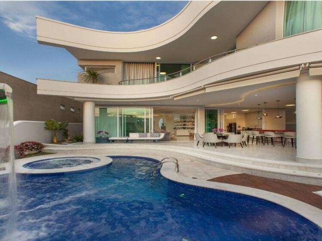 Casa para Venda em Santana de Parnaíba - 3