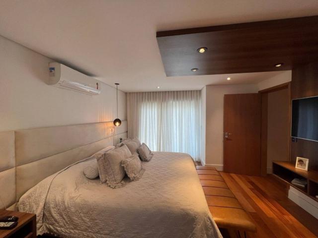 Casa para Venda em Santana de Parnaíba - 4