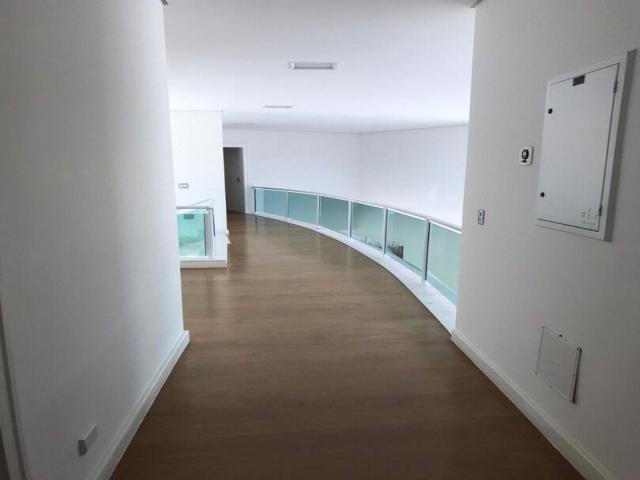 Casa para Venda em Santana de Parnaíba - 3
