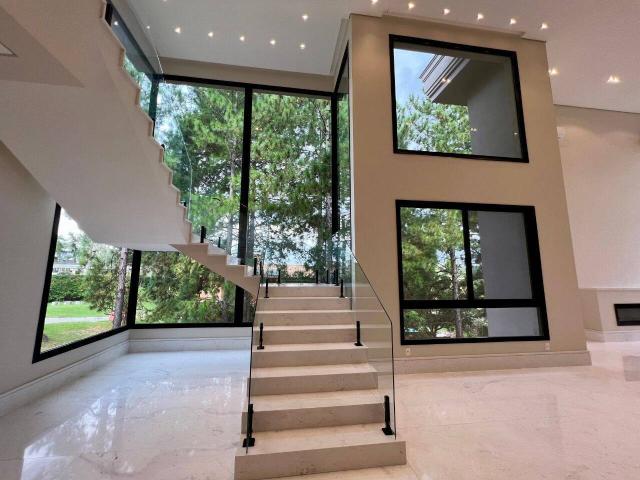 Casa para Venda em Santana de Parnaíba - 4