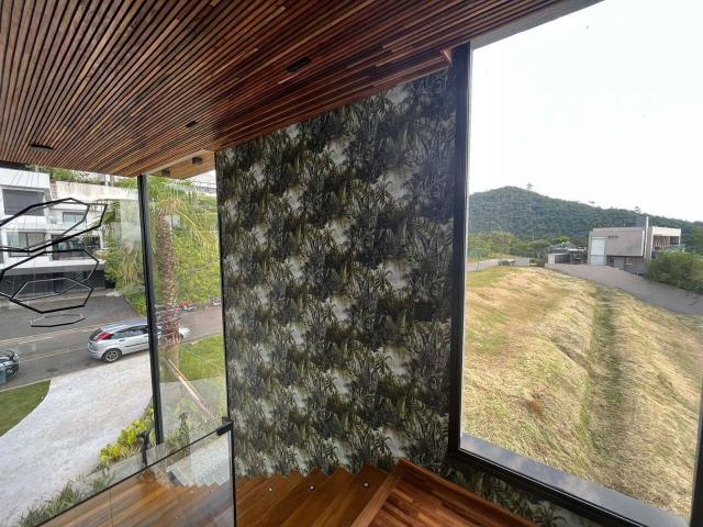 Casa para Venda em Santana de Parnaíba - 2