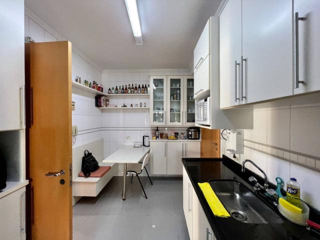 Apartamento para Venda em Santana de Parnaíba - 3