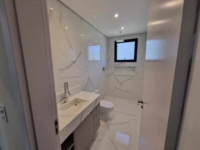 Casa para Venda em Santana de Parnaíba - 5