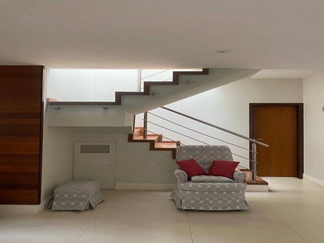 Casa para Venda em Santana de Parnaíba - 4