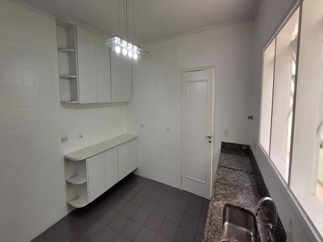 Casa para Locação em Santana de Parnaíba - 2