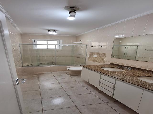 Casa para Locação em Santana de Parnaíba - 5