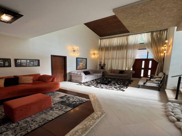 Casa para Venda em Santana de Parnaíba - 5