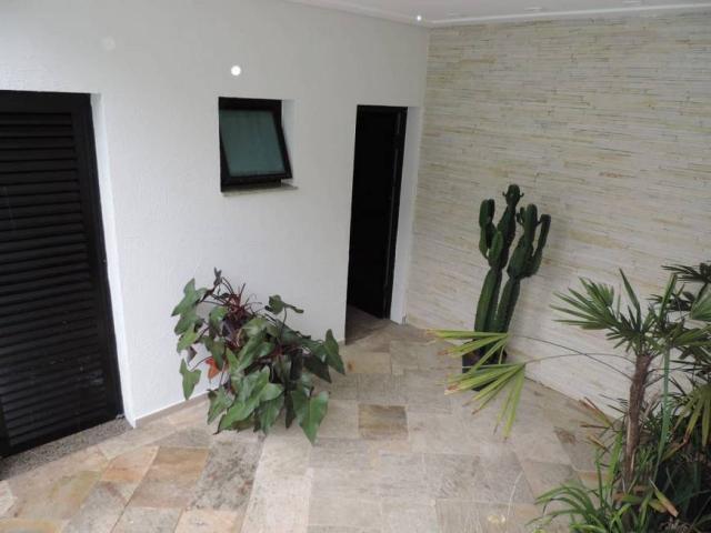 Casa para Venda em Santana de Parnaíba - 2