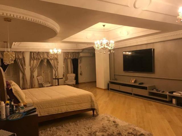 #242 - Casa para Venda em Santana de Parnaíba - SP - 2