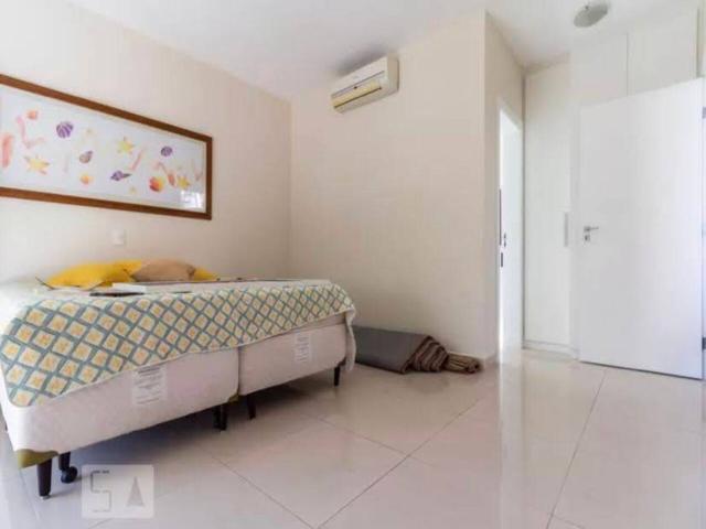 Casa para Venda em Santana de Parnaíba - 4