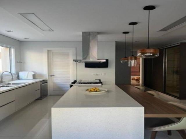 Casa para Venda em Santana de Parnaíba - 5