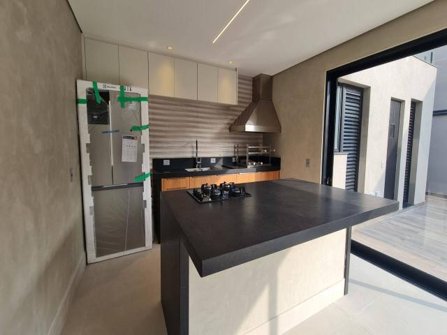 Casa para Venda em Santana de Parnaíba - 2