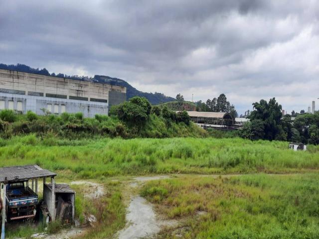 #305 - Área para Locação em Itapevi - SP - 3