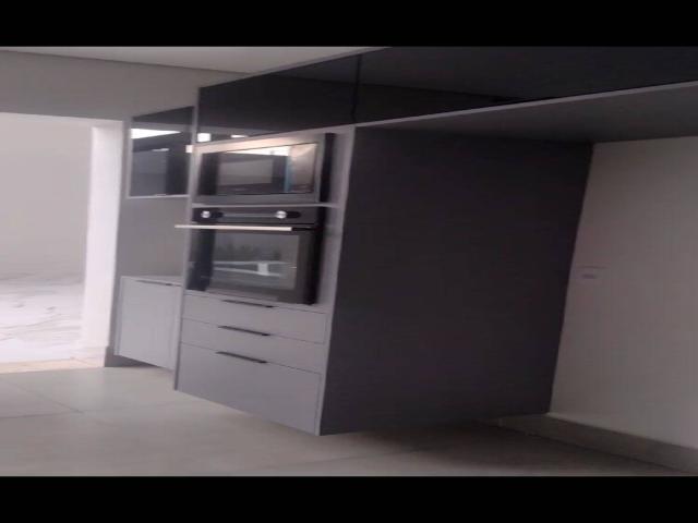 Casa para Venda em Santana de Parnaíba - 2