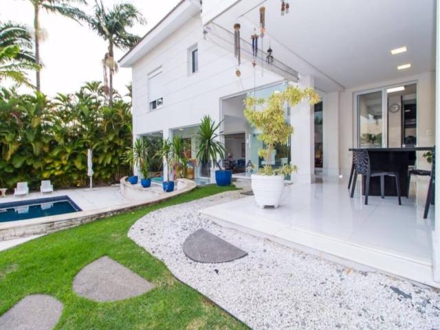 #319 - Casa para Venda em Santana de Parnaíba - SP - 1