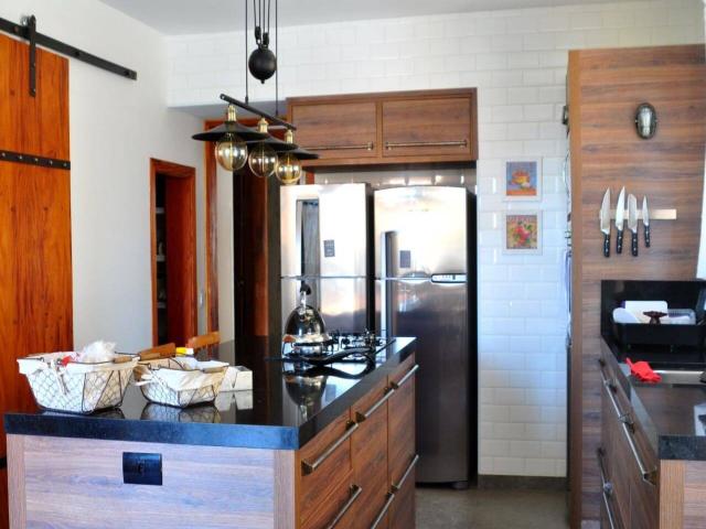 Casa para Venda em Santana de Parnaíba - 5