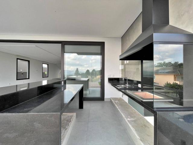Casa para Venda em Santana de Parnaíba - 4