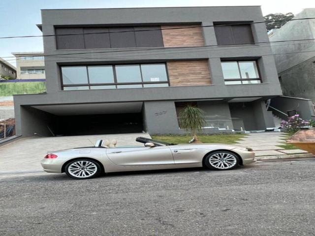 #329 - Casa para Venda em Santana de Parnaíba - SP