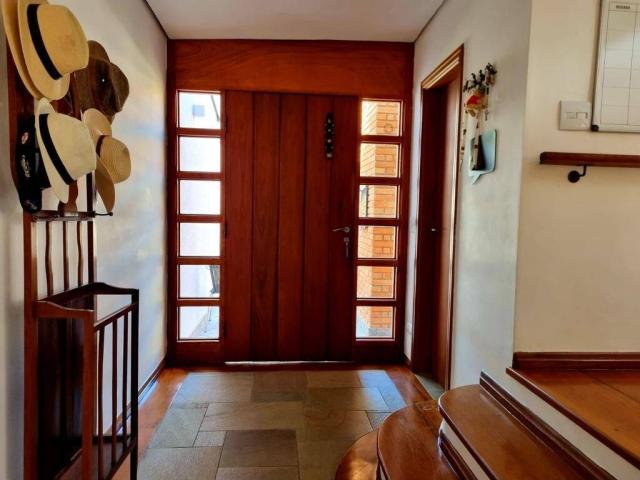 #409 - Casa para Venda em Barueri - SP