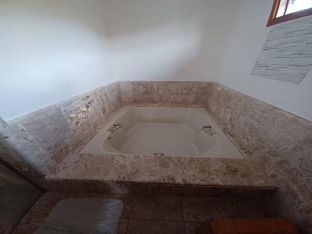 Casa para Venda em Santana de Parnaíba - 3