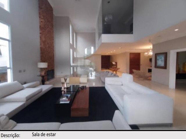 Casa para Venda em Santana de Parnaíba - 5