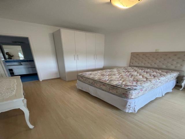 Casa para Venda em Santana de Parnaíba - 5