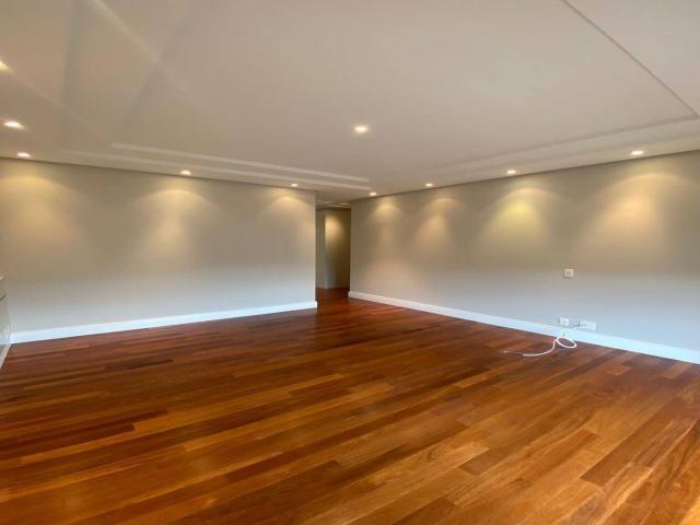 Apartamento para Venda em Santana de Parnaíba - 4