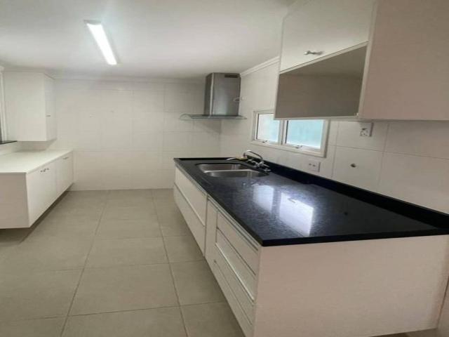 Apartamento para Venda em Santana de Parnaíba - 4