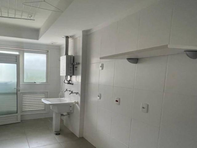 Apartamento para Venda em Santana de Parnaíba - 5